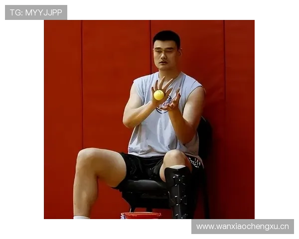 姚明居然换了新车牌，开出去被路人全盯上了…